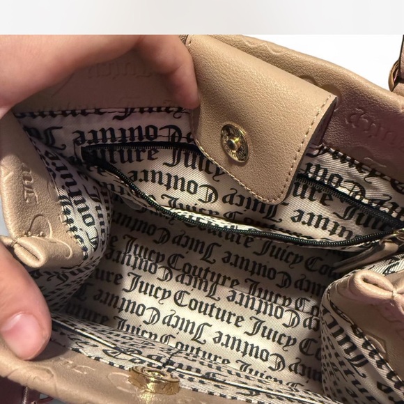 Juicy Couture Beige Shoulder Bag with Logo Detail - Picture 5 of 5